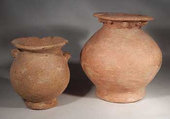 Pre-Columbian Chirique Pottery Footed Olla Vessels
