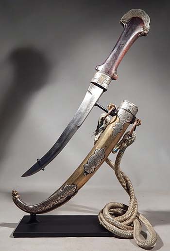 Antique Moroccan Jambiya Dagger and Sheath Custom Display Stand (front).