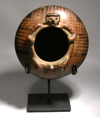 Narino Bowl Custom Display