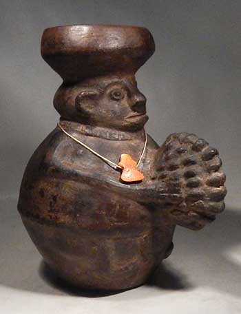 Pre-Columbian Peru Chimu Inca Figural Vessel Spondylus Shell Bearer