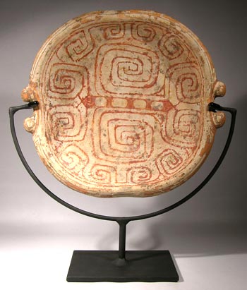 Marajoara Plate Custom Display