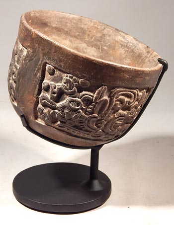 Ancient Pre-Columbian Classic Period Maya Carved Pottery Bowl Custom Display Stand (back)