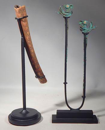 Ancient Pre-Columbian Peruvian Bone Flute and Wari Tupos Custom Display Stands. (Back)