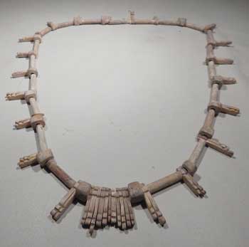 Ancient Pre-Columbian Peruvian Lambayeque Shell Beads Necklace