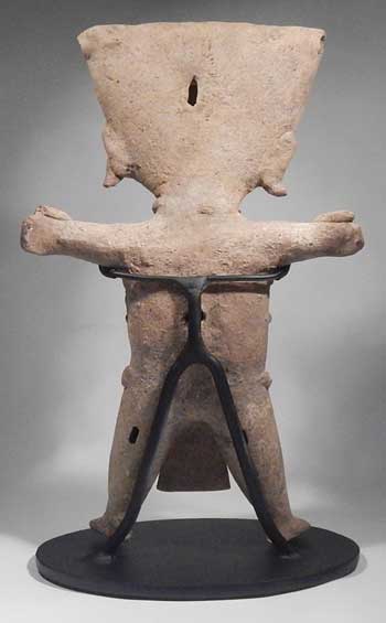 Ancient Pre-Columbian Veracruz, Remojadas 'Sonriente' Smiling Whistle Figure Custom Display Stand (back)