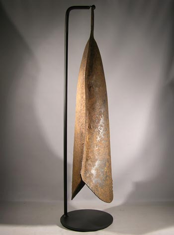 Yorube Iron Gong Custom Display Stand - Back